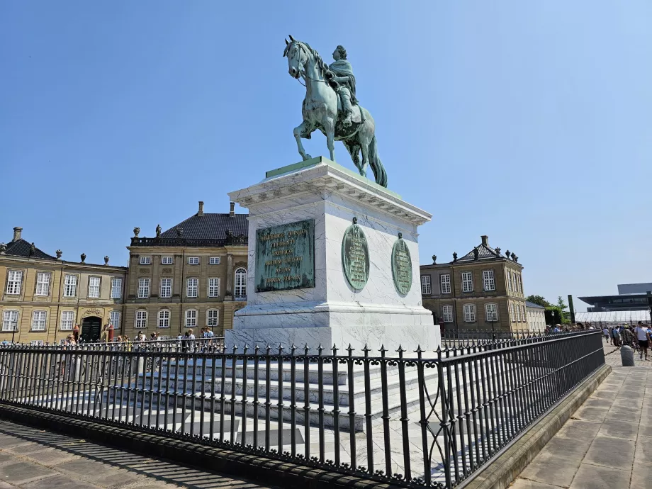 Ryttarstaty av kung Frederik V.