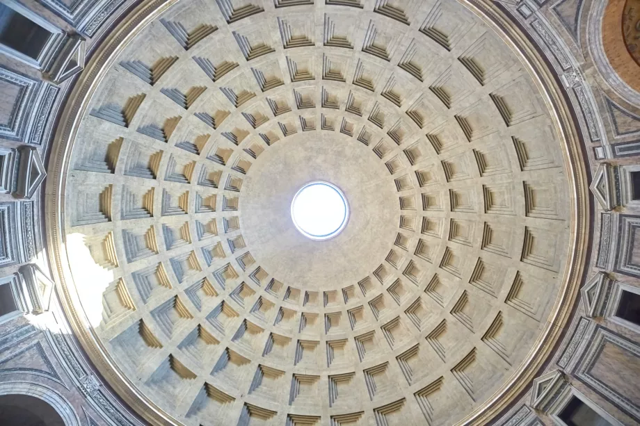 Pantheon kupol