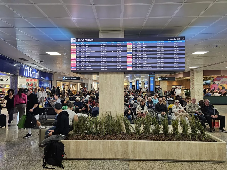 Transitzon, MLA Airport
