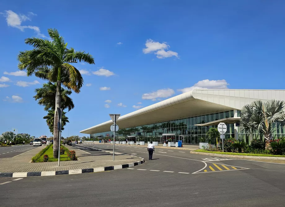 Terminal 3