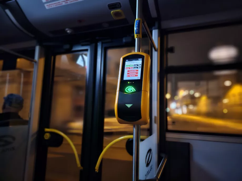 Biljettavstämplare och kortbetalning