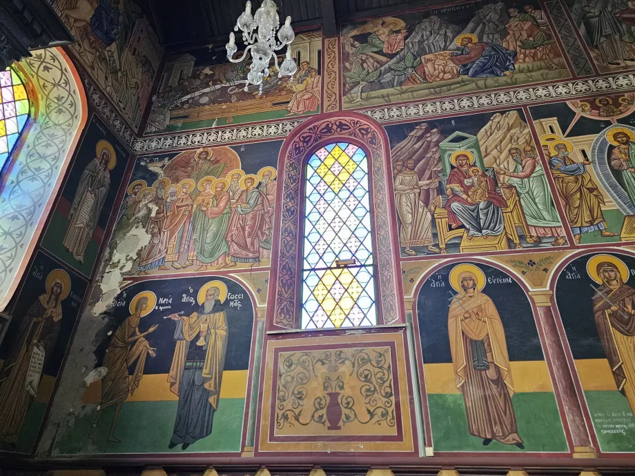 Evangelismos kyrka, interiör