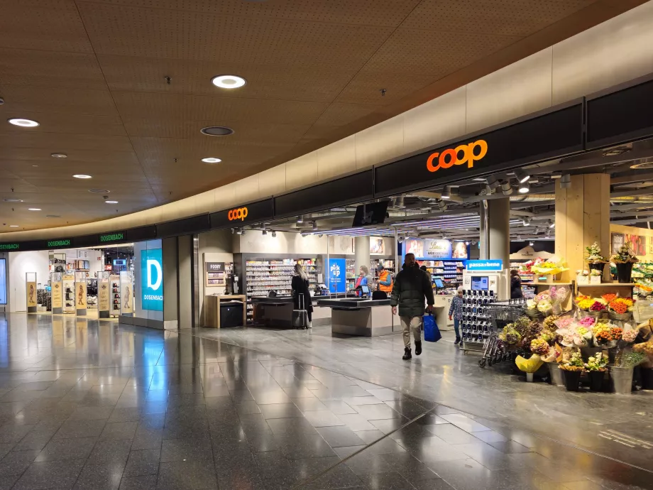 Coop vid järnvägsstationen, ZRH Airport