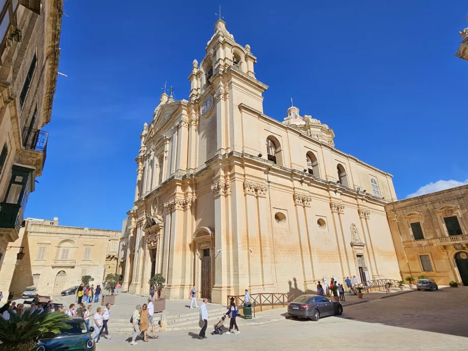 St Pauls katedral, Mdina