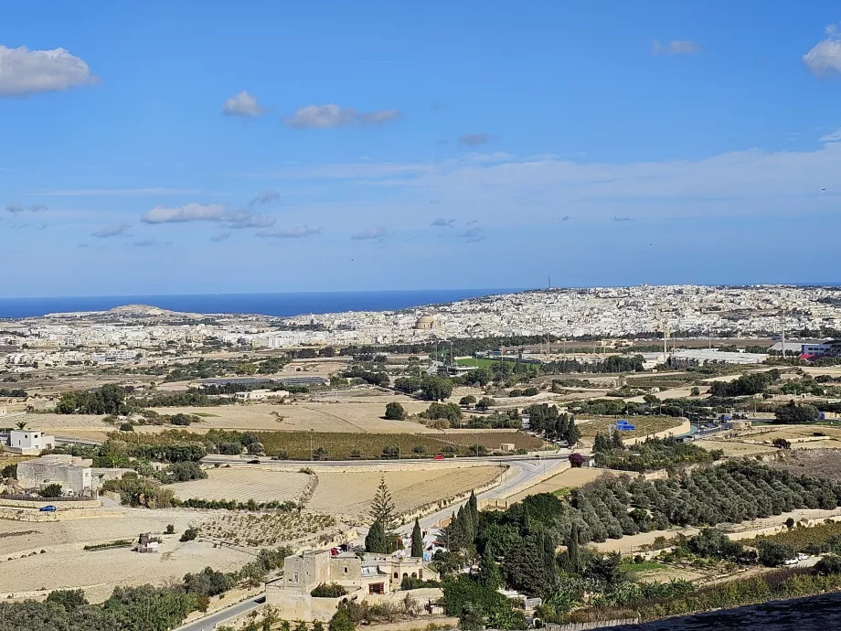 Utsikt från murarna i Mdina