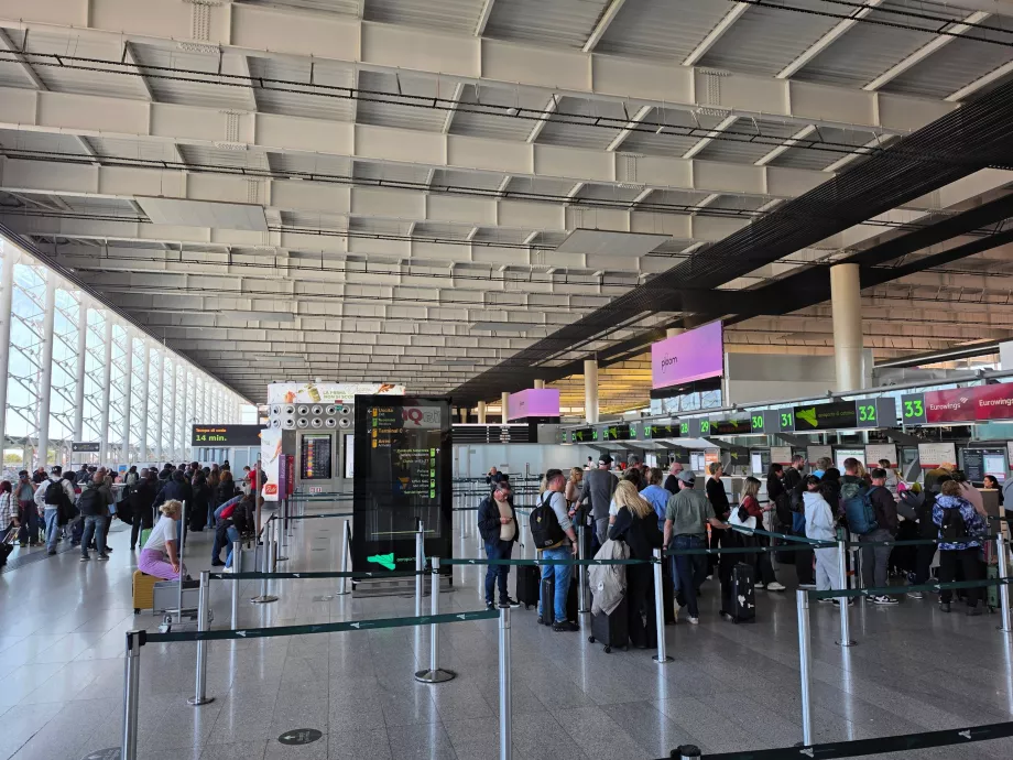 Incheckningsdiskar, Terminal A