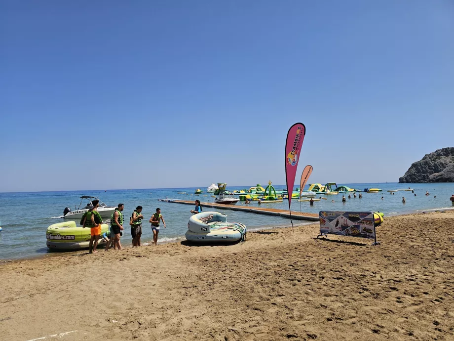 Vattensporter, Tsambika strand