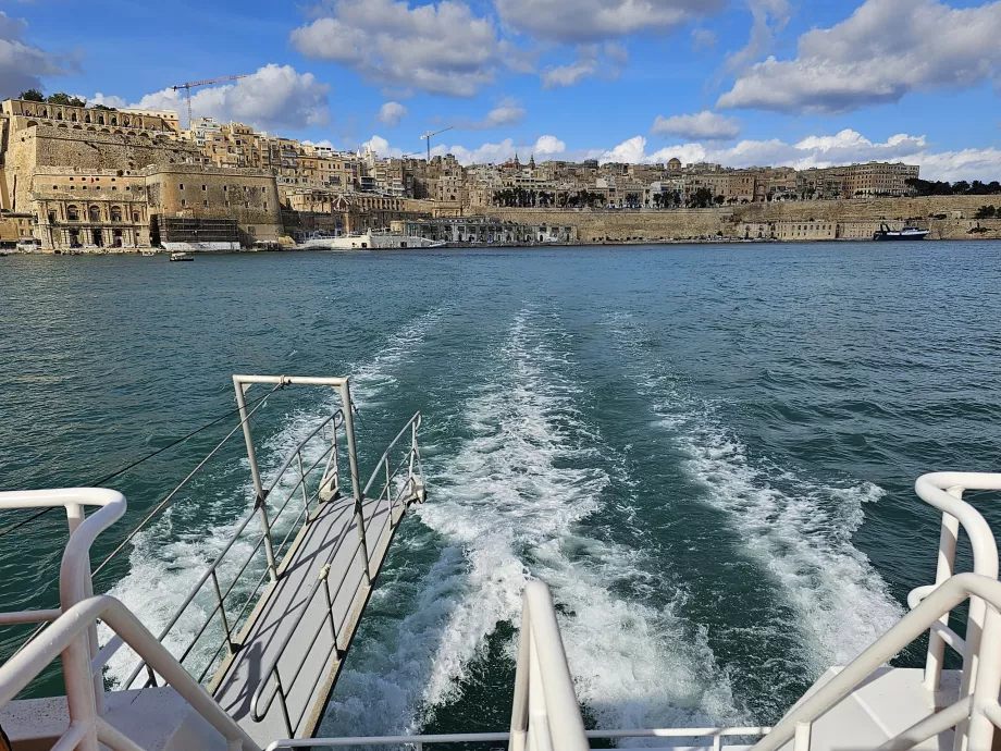 Utsikt från Valletta Ferry - Tri-City