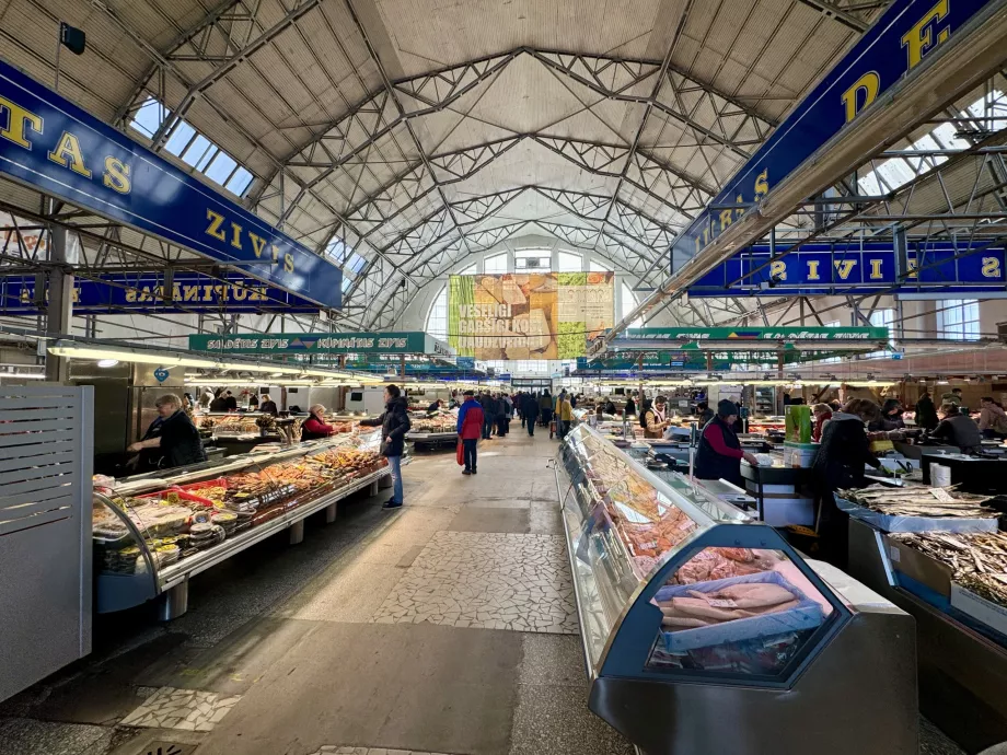 Inne på den centrala marknaden i Riga