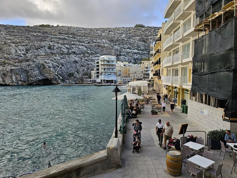 Xlendi strandpromenad