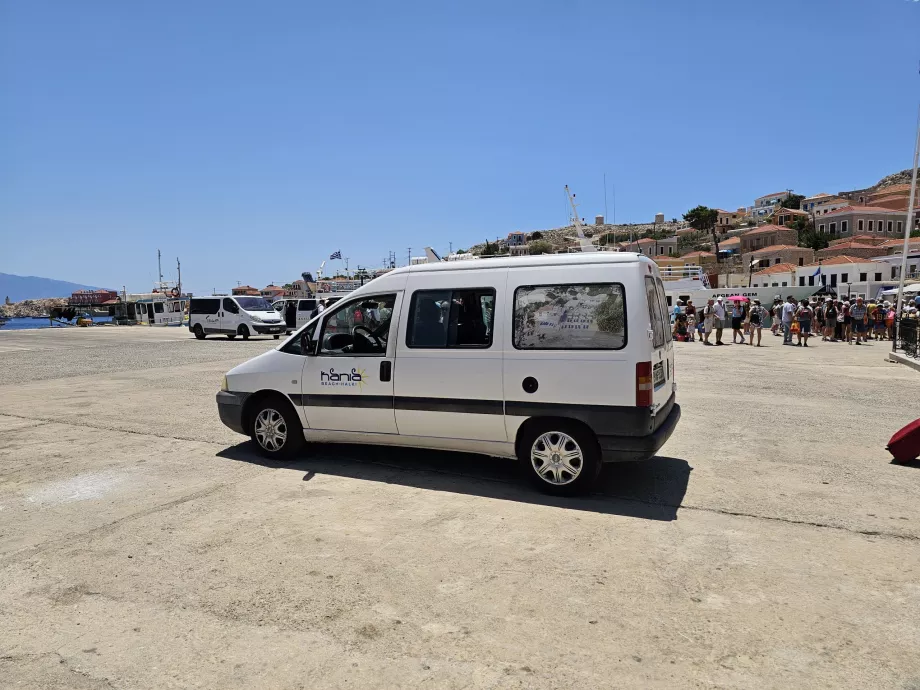 Minibuss riktning Kania Beach
