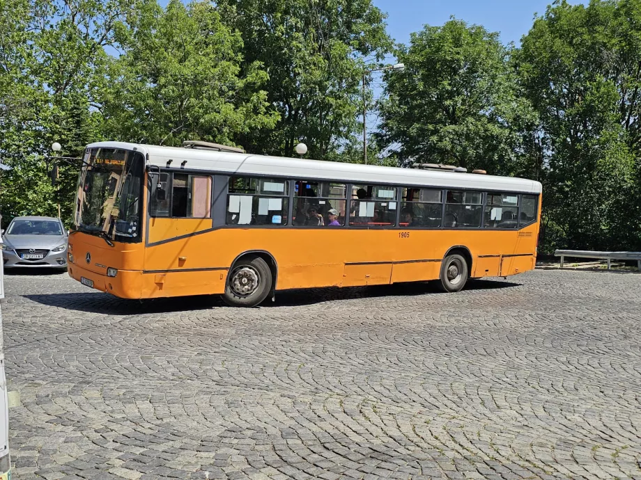 Buss av äldre typ