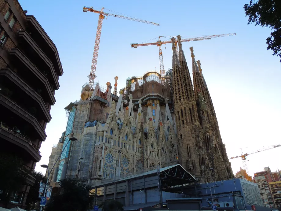 Pågående byggnation av Sagrada Família