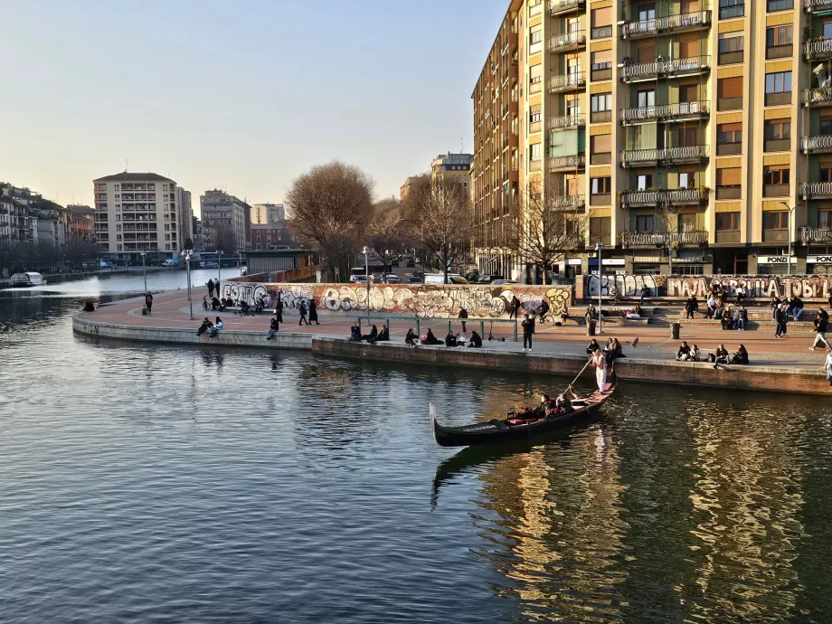 Navigli gondol