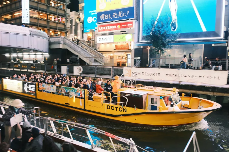 Kryssning på Dotonbori-floden