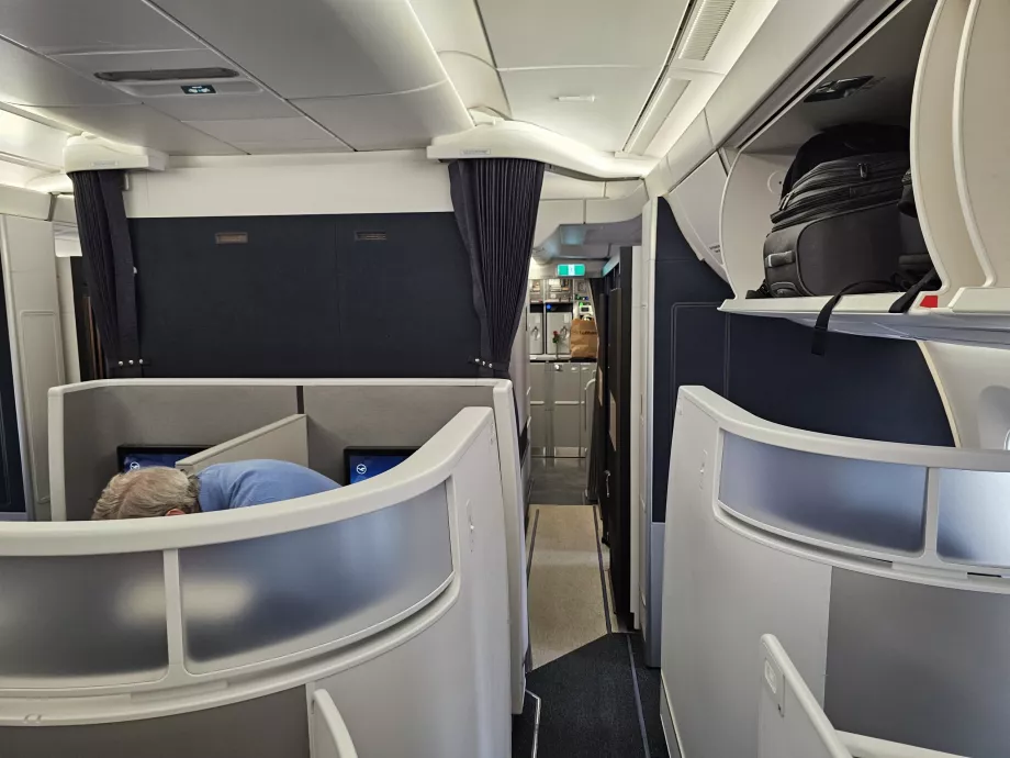 Hytt - vy över Business-sviterna