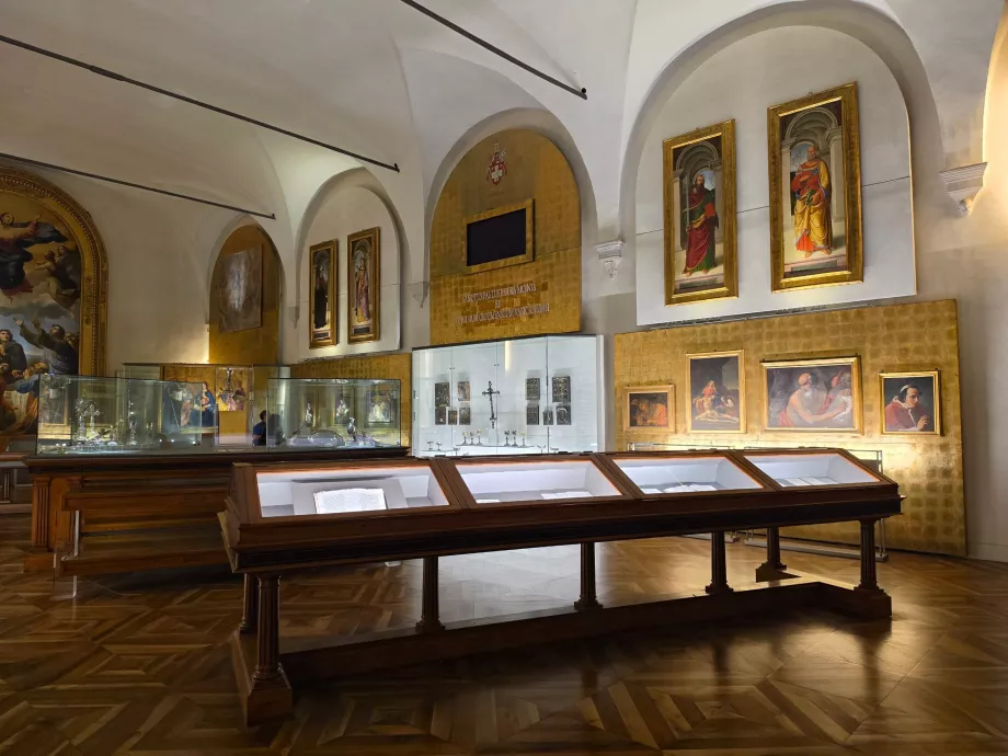 Paulusbasilikan bakom väggarna, galleri