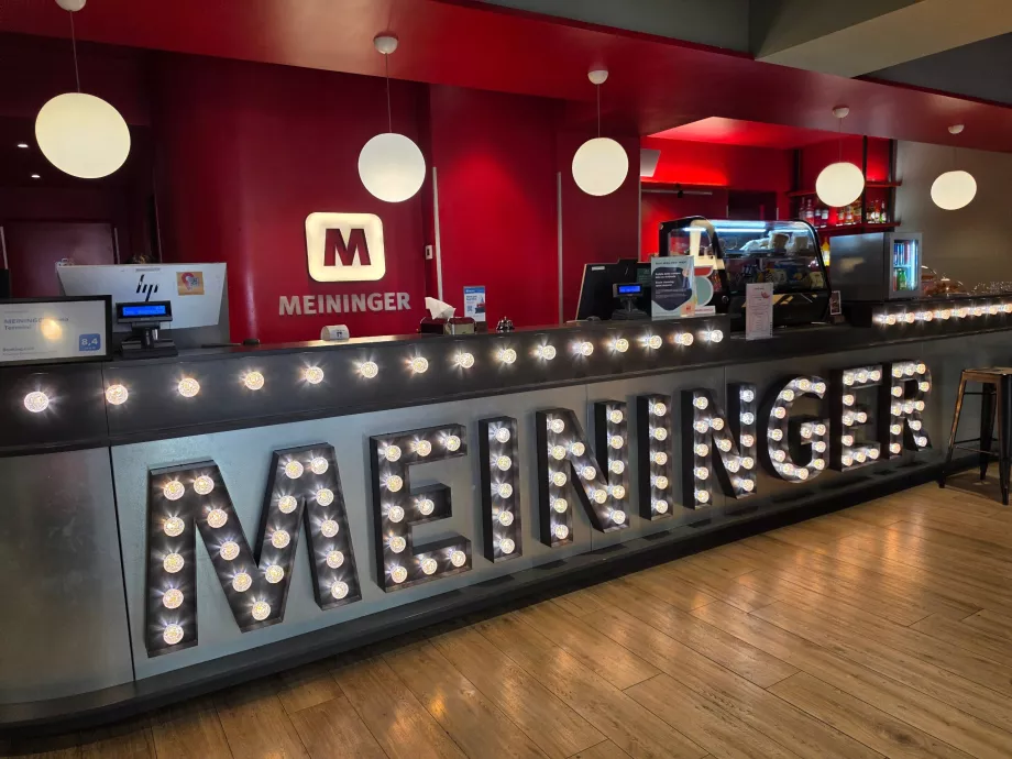 Hotell Meininger Reception