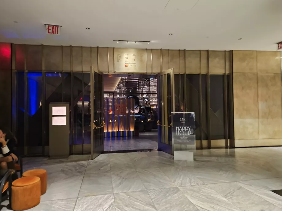 Ingång till Peak Restaurant