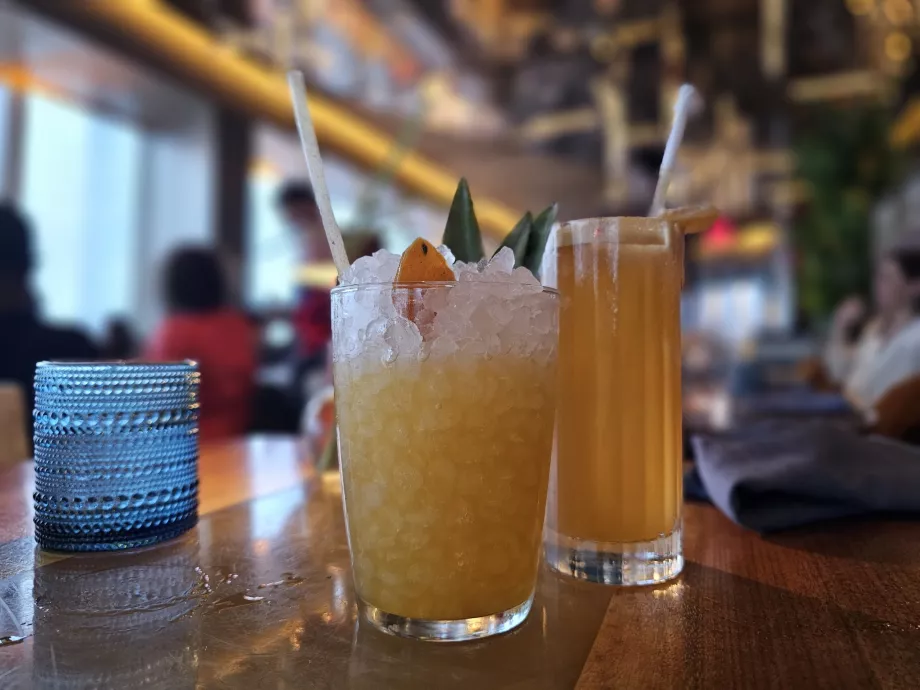 Fler cocktails på Peak Restaurant