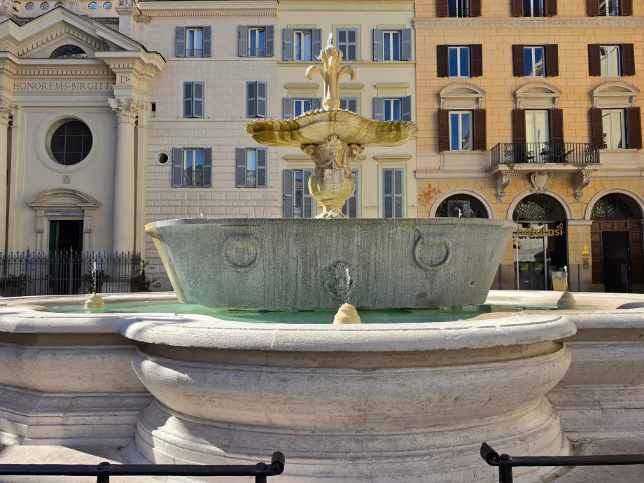 Campo de' Fiori, fontän