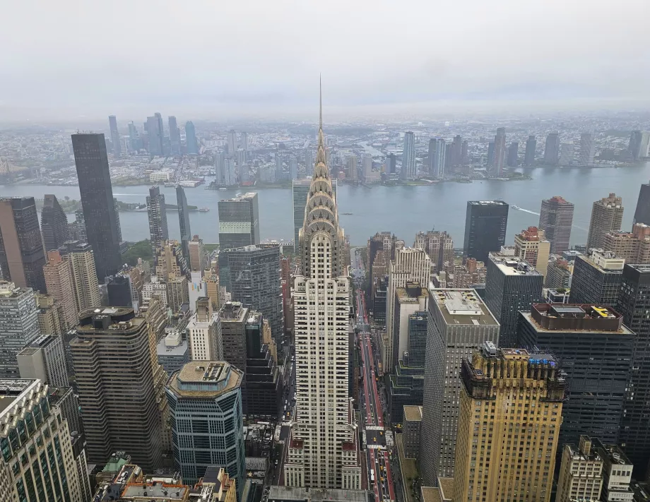 Summit One Vanderbilt, utsikt över Chrysler Building