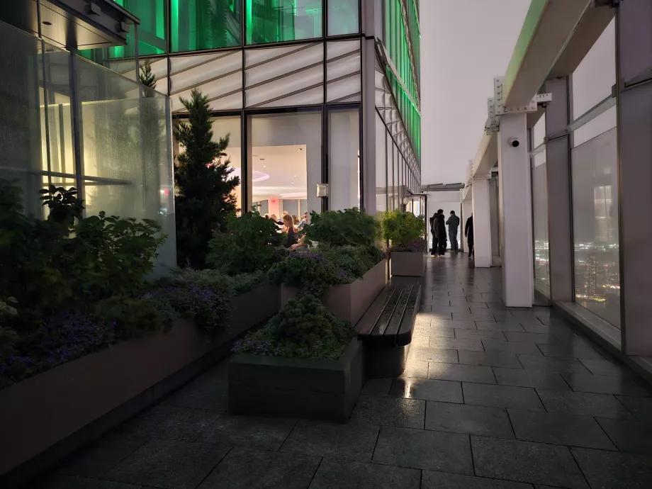 Summit One Vanderbilt, terrass utomhus