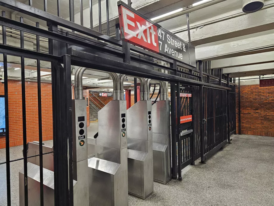 Utgång från tunnelbanestationen