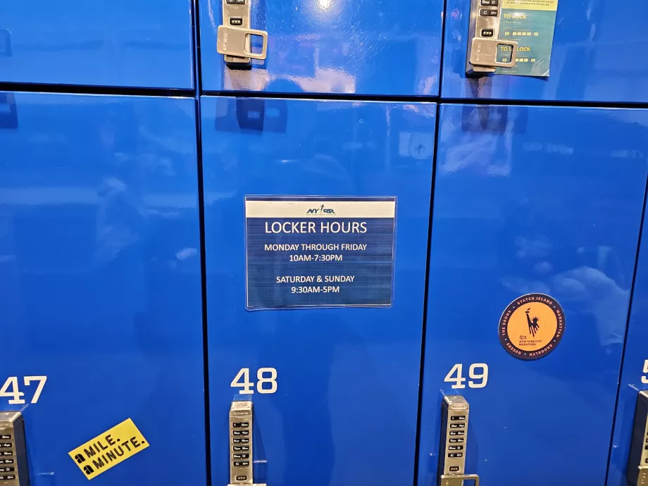 NYRR-center, bagageförvaring för löpare