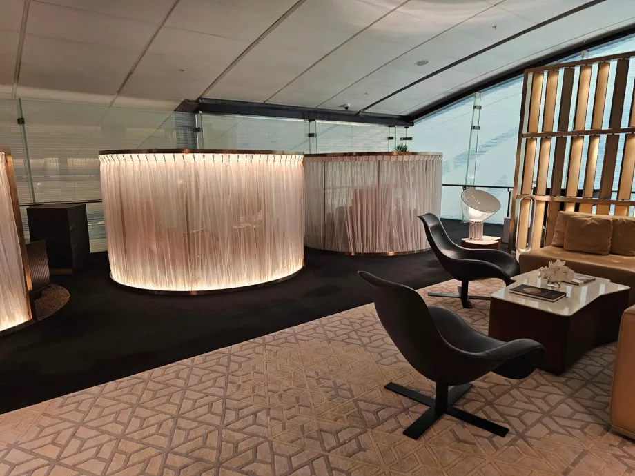 Transitlounge i Abu Dhabi