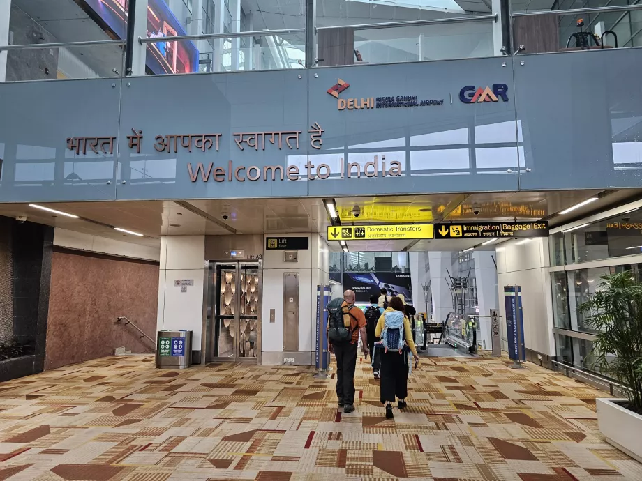 Exit och transfer från internationellt till inrikes flyg