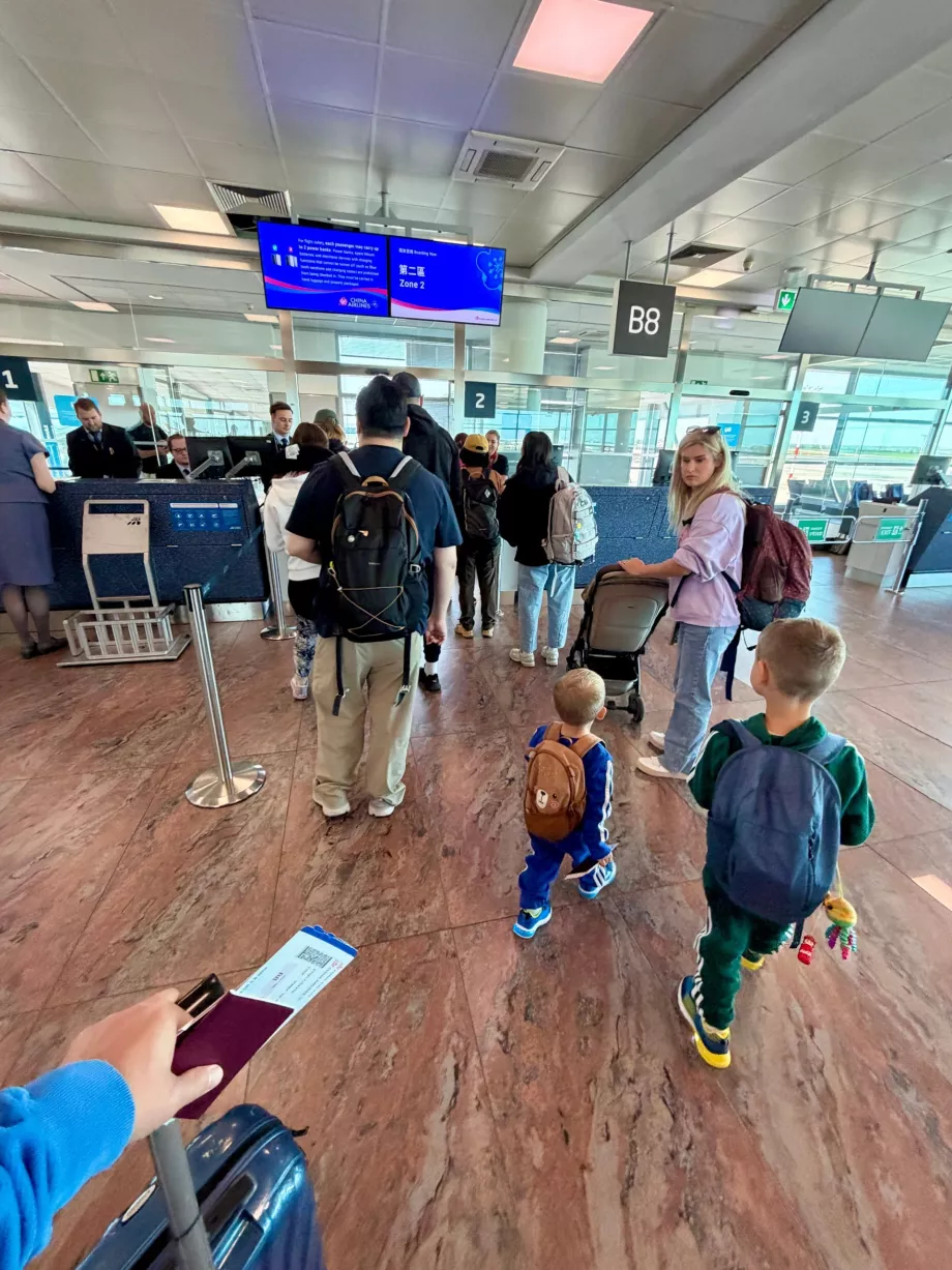Ombordstigning på flyg CI68