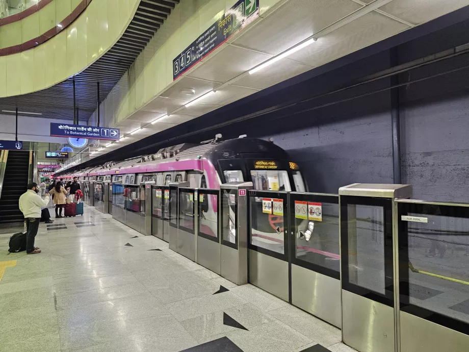 Tunnelbana, Magenta Line