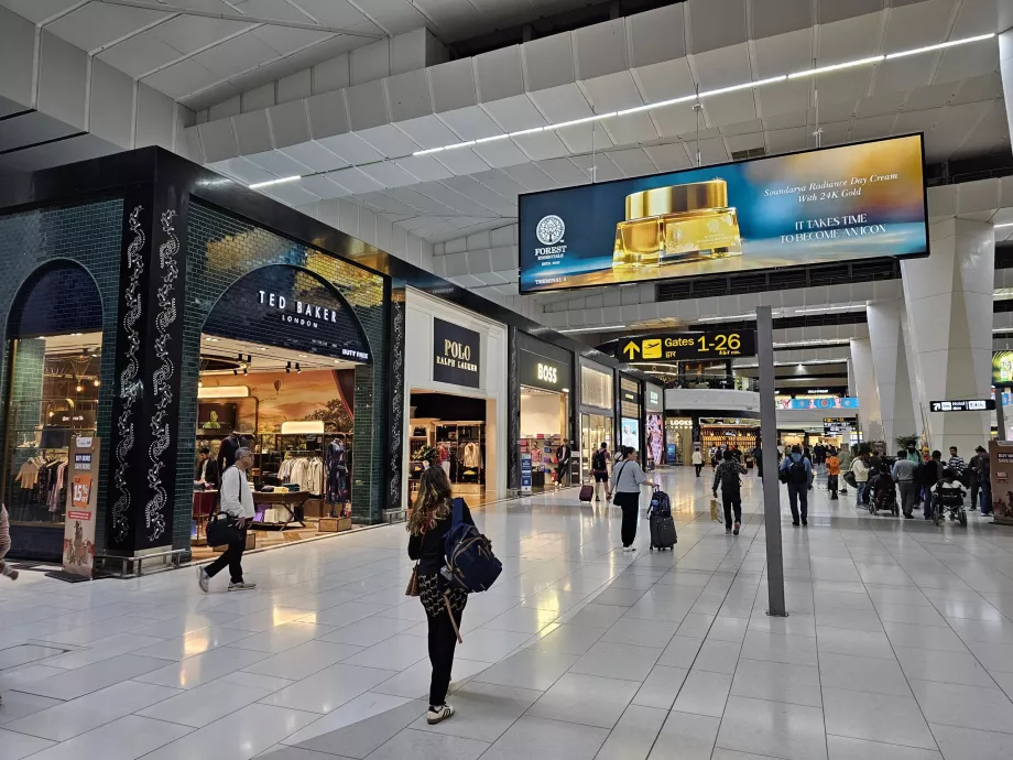 Butiker, transit, terminal 3