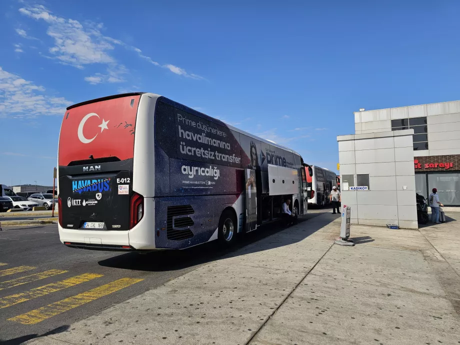 Havabus stannar i riktning mot centrum