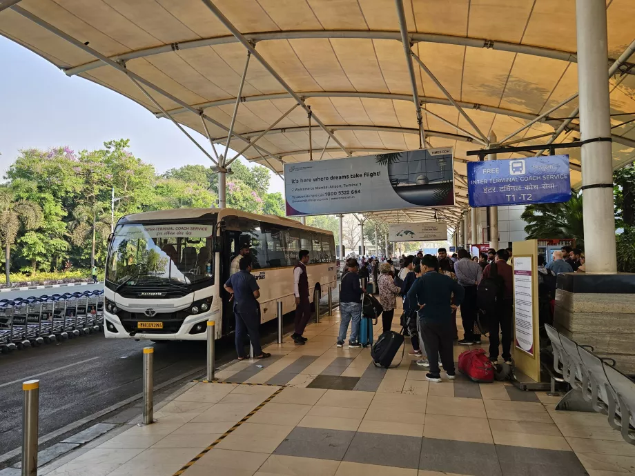 Hållplats för skyttelbuss, Terminal 1