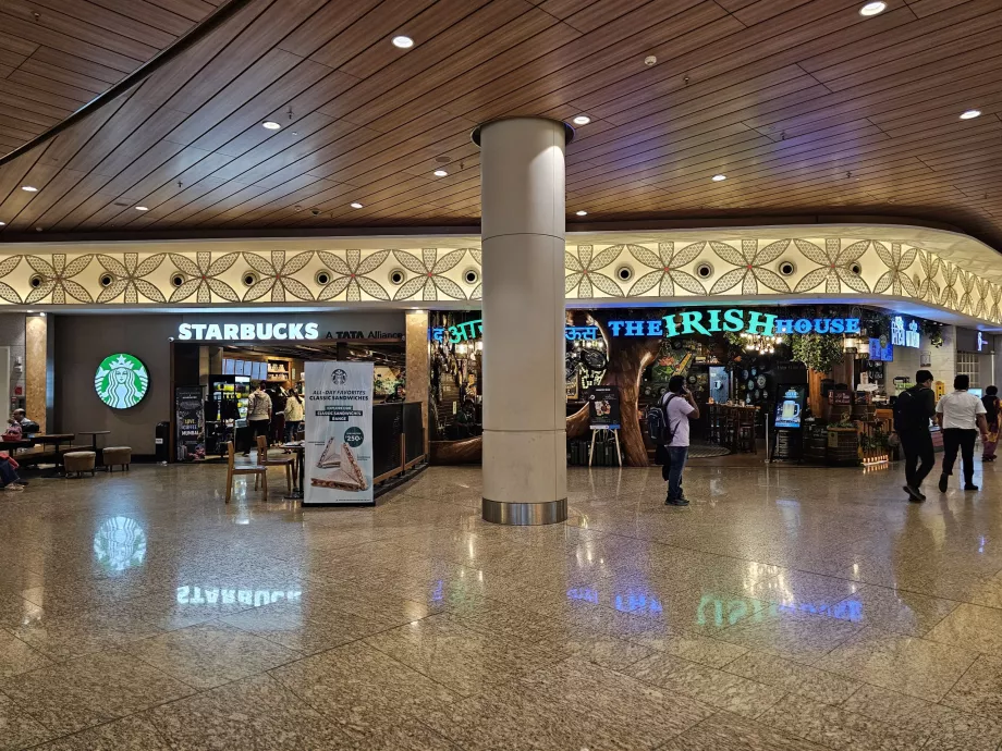 Restauranger, Transit Zone, Terminal 2