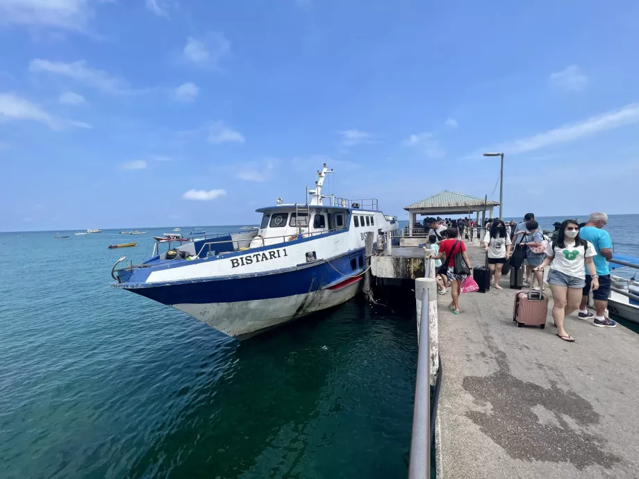 Bluewatter-båten Bistari på Tioman