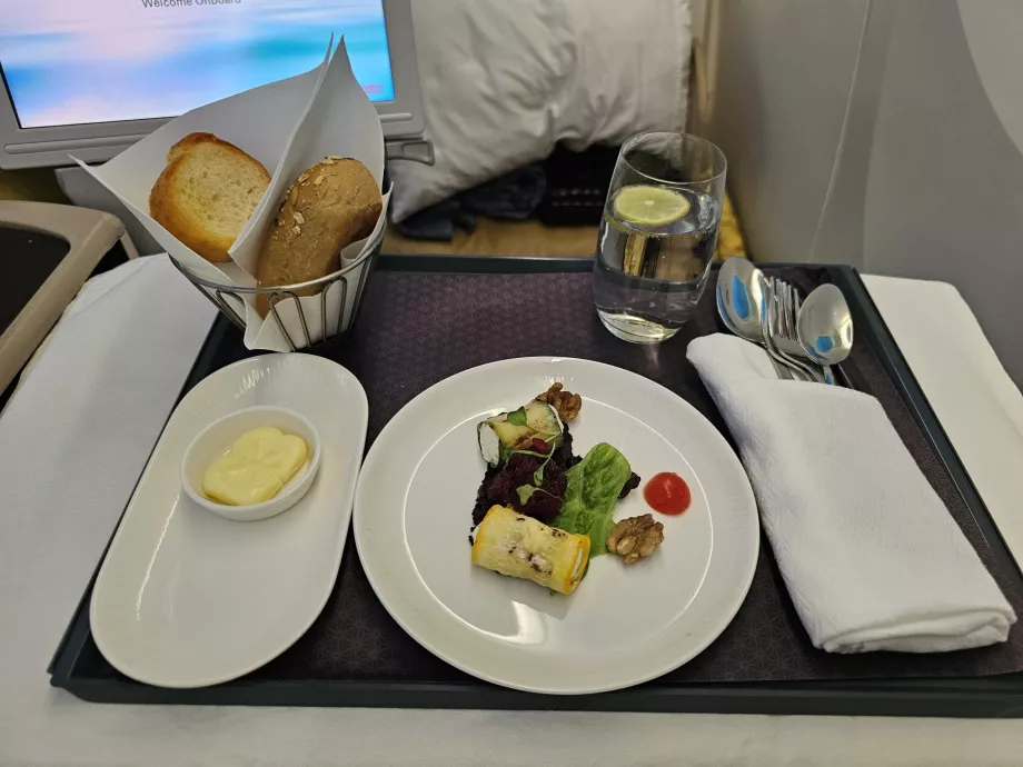 Liten service, flight DEL-MXP