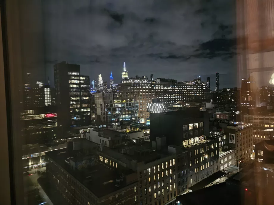 Rum med utsikt över Empire State Building