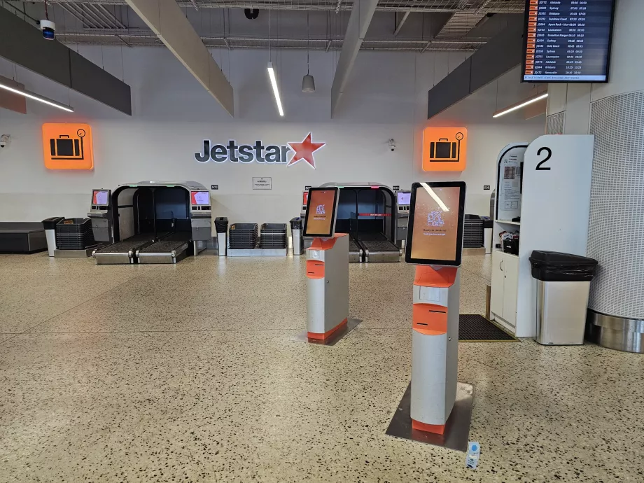 Jetstar checkar in